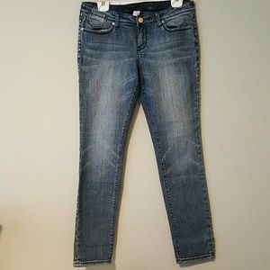 ❤SALE❤3 for $10 Studded skinny jeans